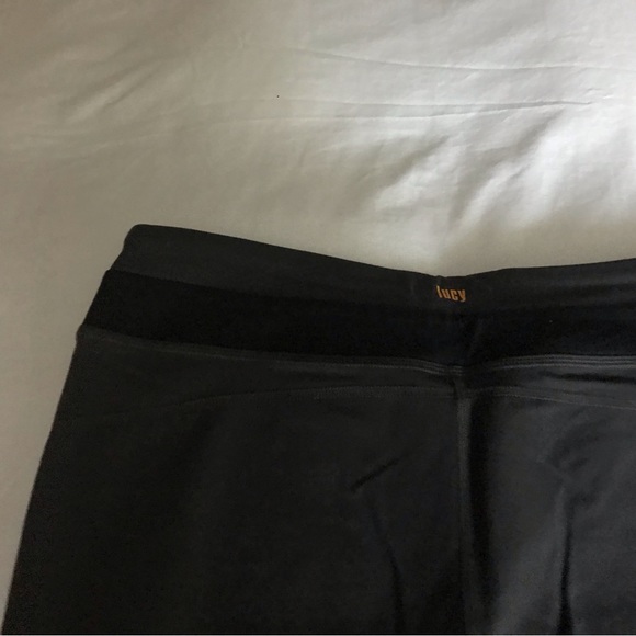 NWT Lucy Bermuda yoga pants! - Picture 5 of 6